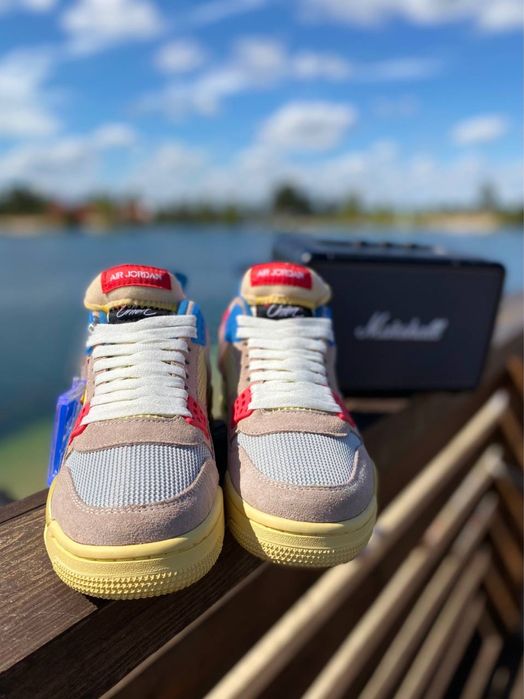 Кросівки Nike Air Jordan Retro 4