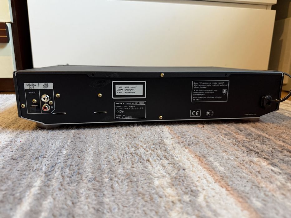 Odtwaracz CD SONY CDP-XE320
