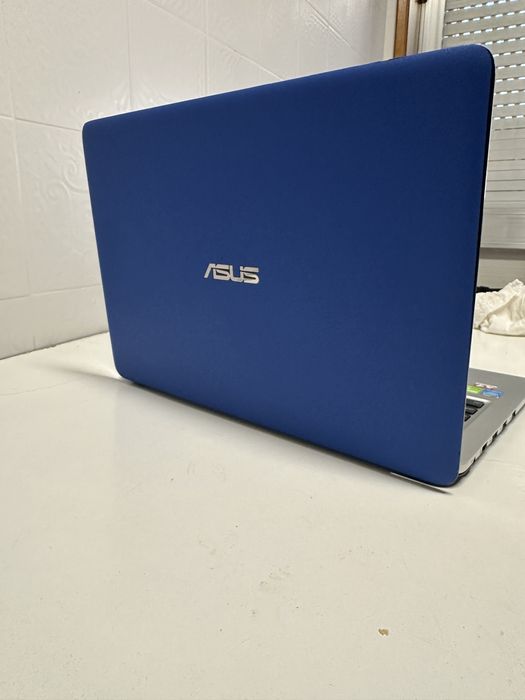 Portatil Asus A401L