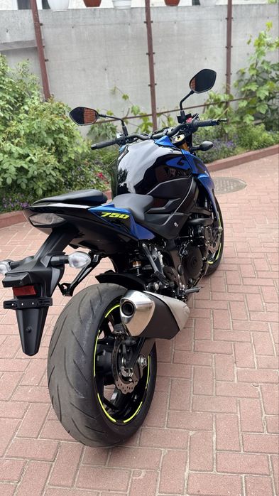 Suzuki GSX-S750 Сузуки 2021 рік