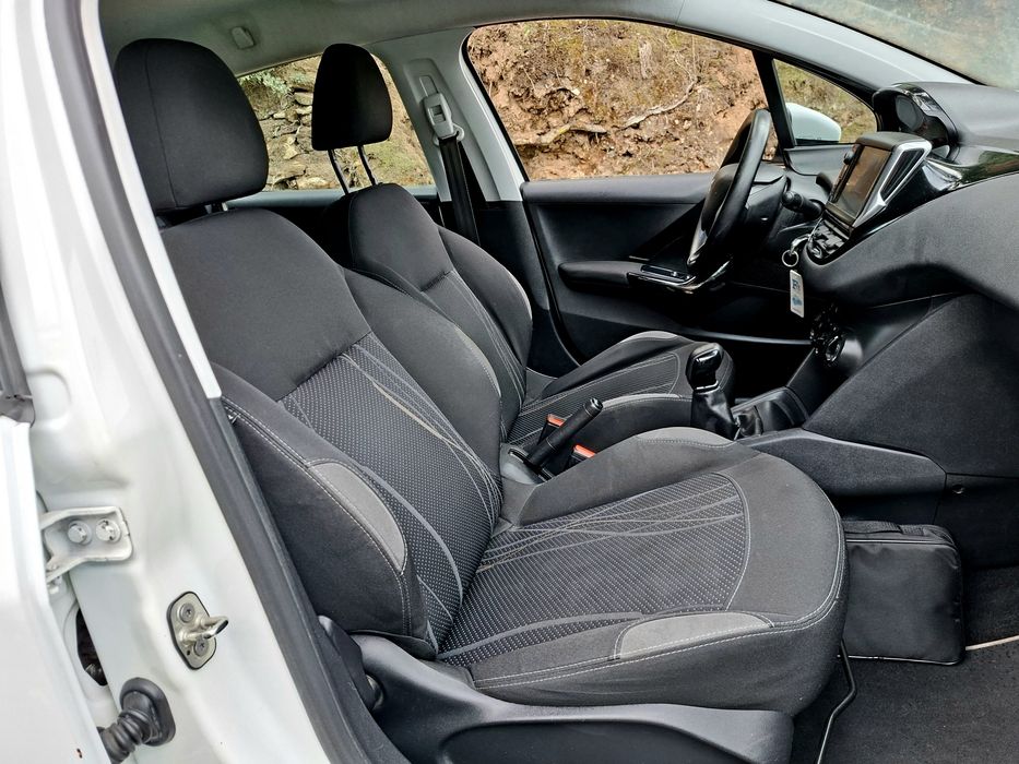 Peugeot 208 VTI Active