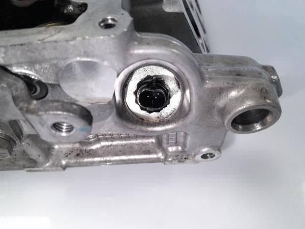 Colaça / cabeça do motor BMW 1 (F20)