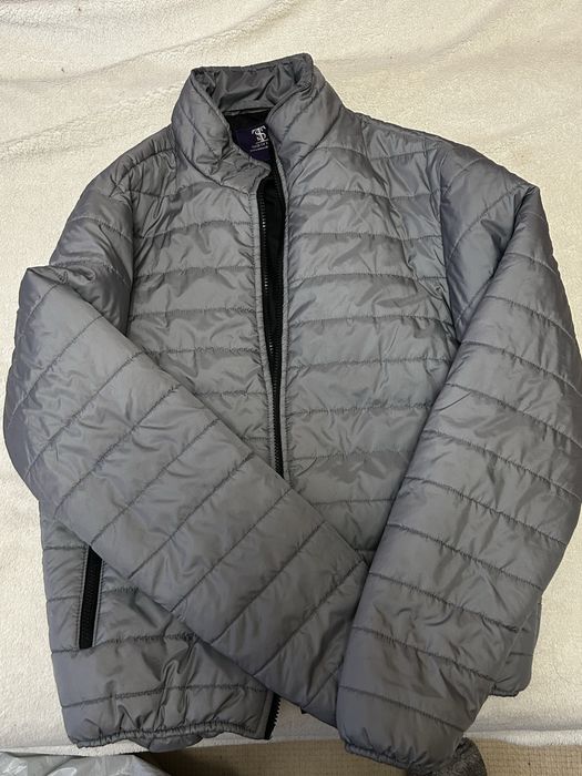 Мужска сіра куртка