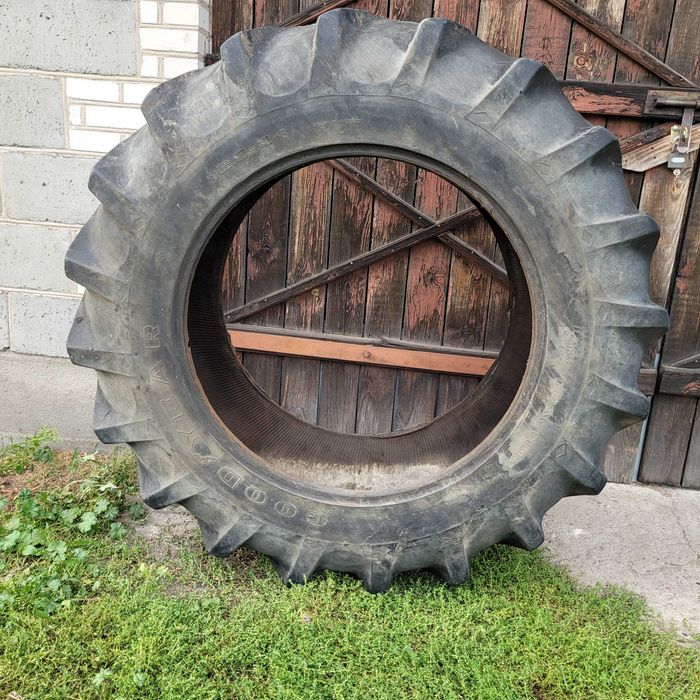 Opona GoodYear 16.9/34 do ciągnika