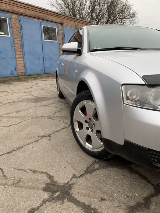 Продам ауді а4б6 в гарному стані