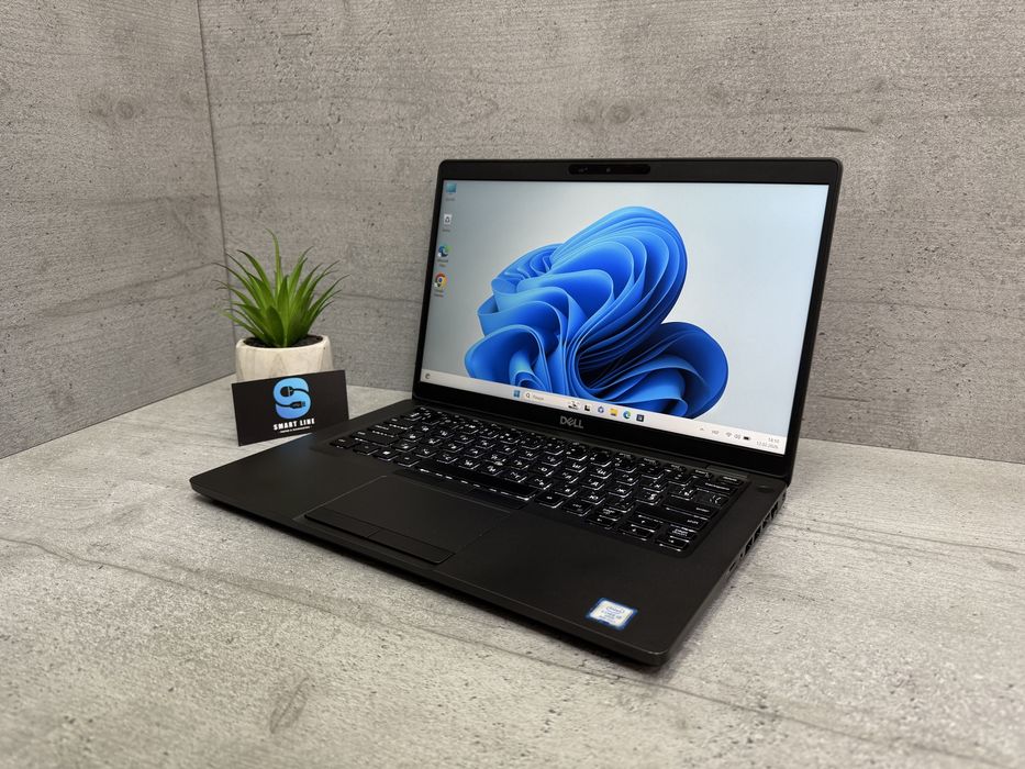 Стильний ноутбук Dell 5400/8gb ddr4/128gb ssd/i5-8365u/14”