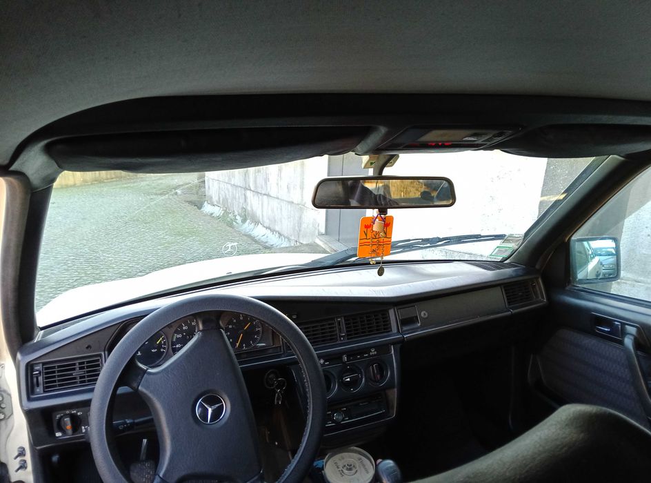 Mercedes 190 D, 1992, 5 velocidades, documentação em dias