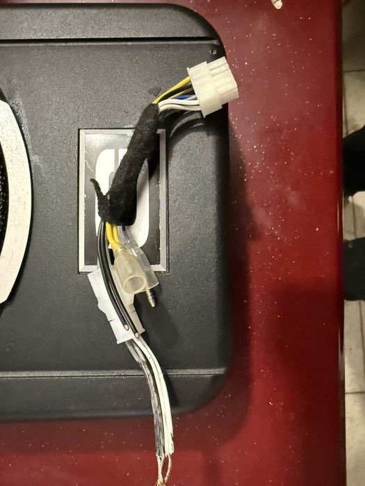 Сабвуфер Gladen Audio US 8