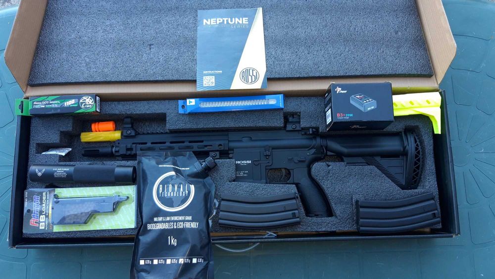 ROSSI NEPTUNE 9 DEVGRU BLACK (nova, usada apenas para teste)