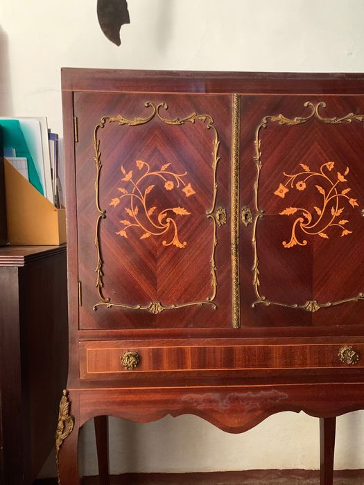 Móvel bar de embutidos