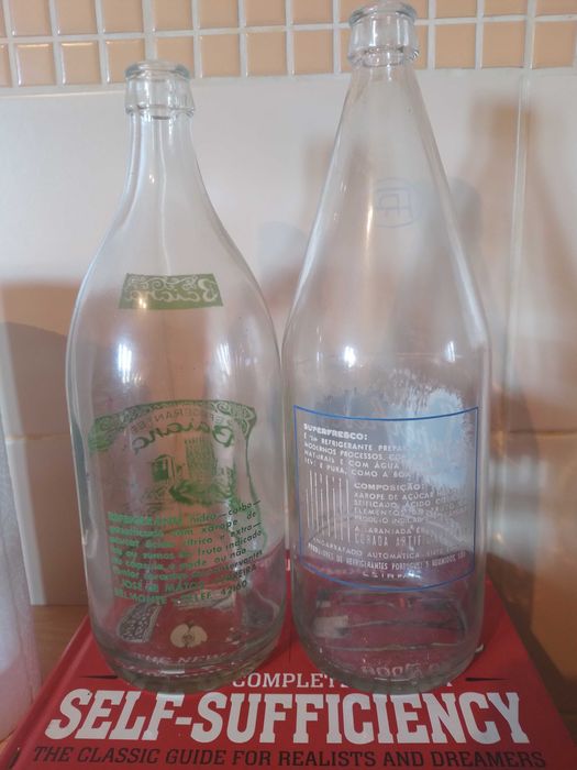 Garrafas antigas de refresco
