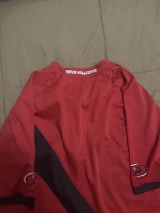 Equipamento futebol oficial Rayo Valhecano