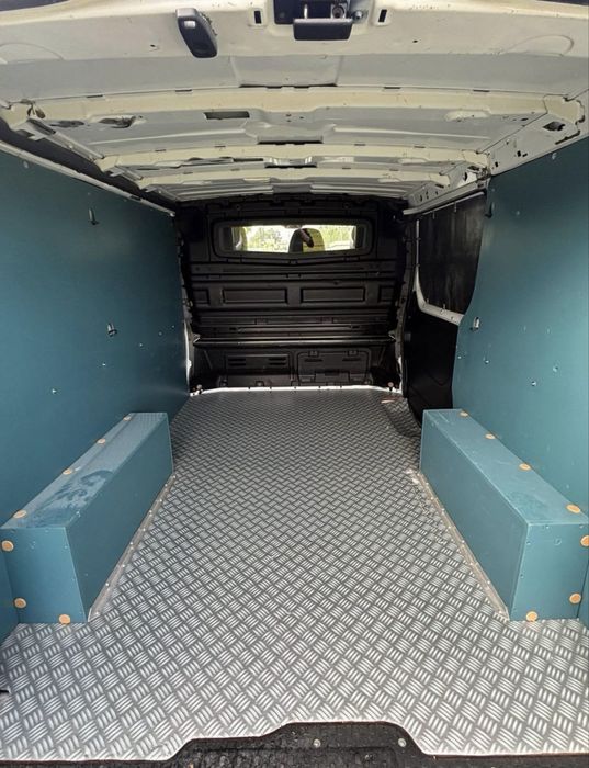Renault Trafic 1.6 DCi 2016 com 101 Mil Kms