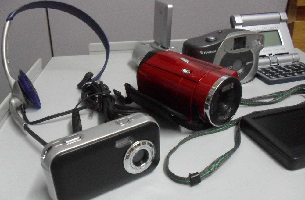 Equipamentos de áudio e vídeo, lote de 7 peças, tudo por 40€