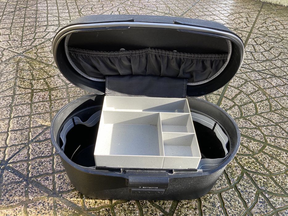 Necessaire Sansonite.