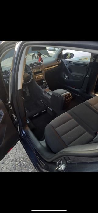 Witam oferuje sprzątnie detailingowe  samochodu