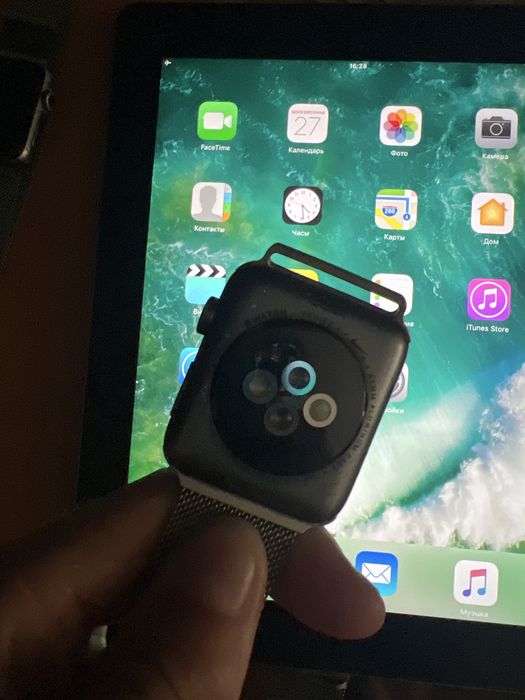 Продам apple watch 2 nike 42 mm