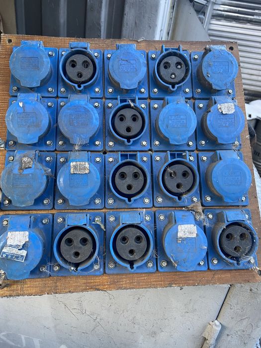 Розетка силовая 32а, наконечник кабельный