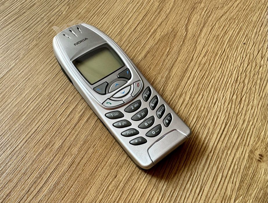 Ponadczasowa Nokia 6310i (folia) w 100% sprawna bez simlocka
