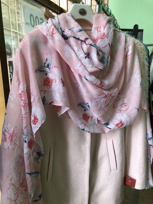 #Шикарный #Шарф-#Палантин #Yves Saint Laurent #Шелк #Италия