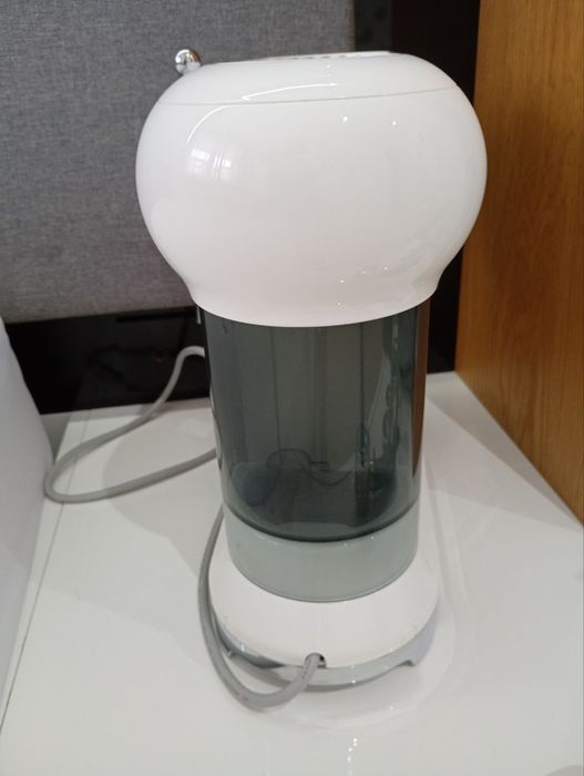 Ekspres kolbowy SMEG ECF01