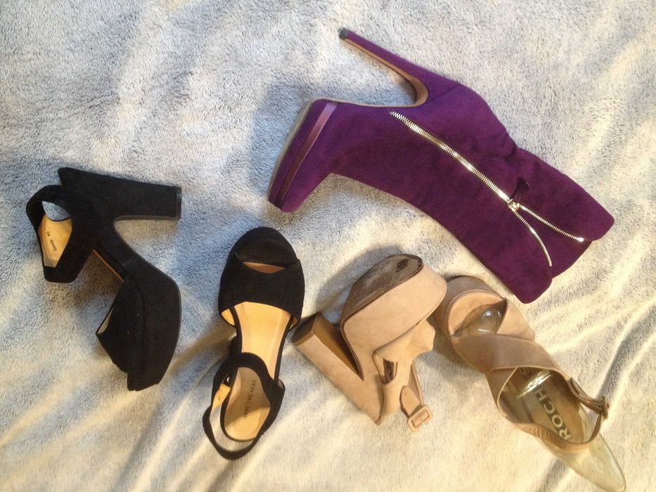 Босоножки и сапоги женские