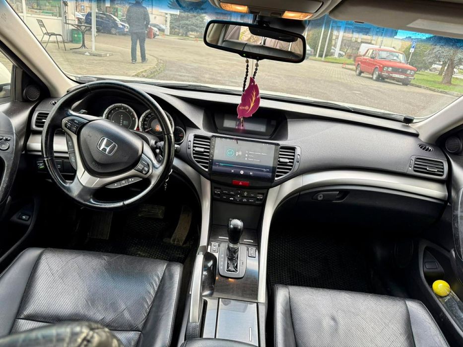 Продам гарний та надійний автомобіль