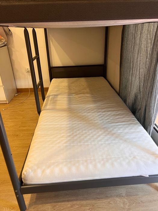 Cama Beliche com colchões