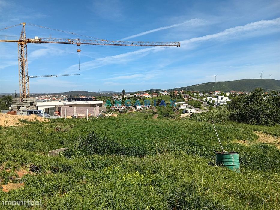 ANG1583 - Terreno para Venda em Leiria — Leiria, Pousos, Barreira E Cortes, Leiria