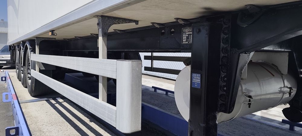 Реф рефрежератор полуприцеп саф інтракс свіжопригнаний черао