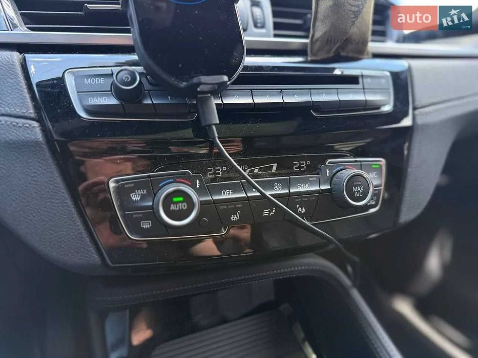 Продаю BMW X2 2018