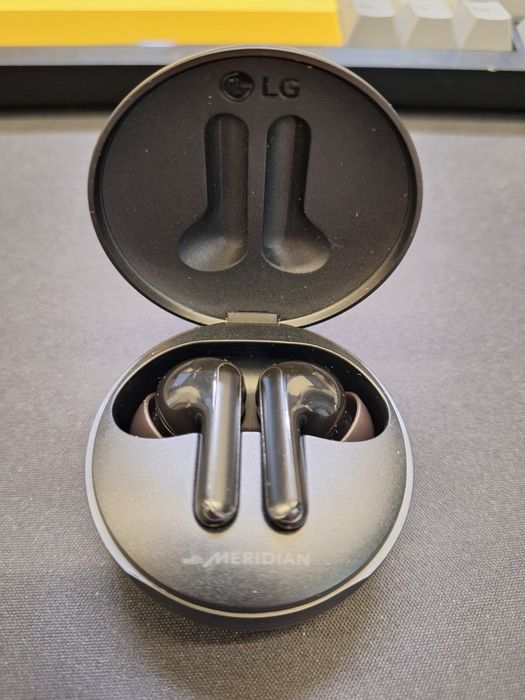 Lg tone free earbuds