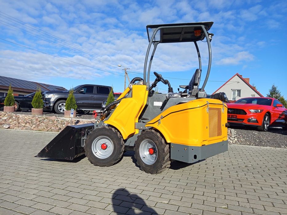 Ładowarka przegubowa z teleskopem TAIAN DY620 | KUBOTA| typu AVANT