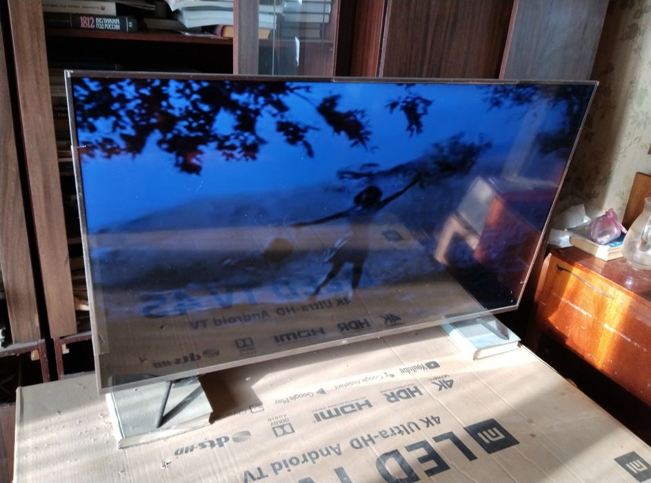 Телевизор 55 дюймов, топчик ультра крутой