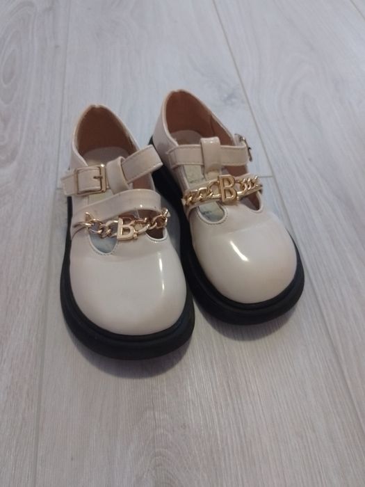 Туфлі, туфельки святкові лакові