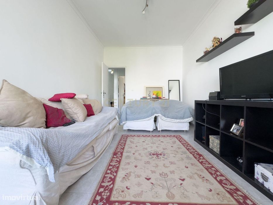 Apartamento T2 em Amora - Seixal