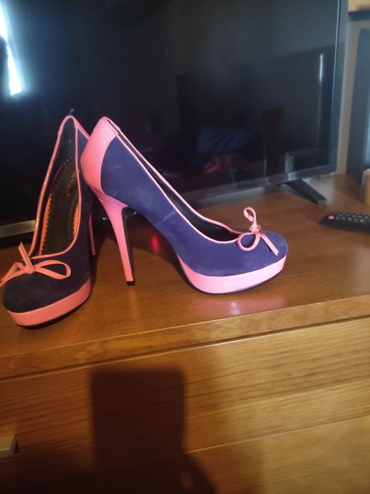 Sapatos stilo pumps