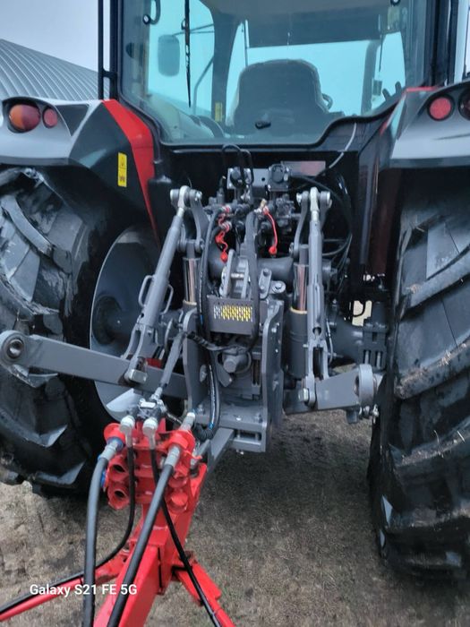 Трактор Massey Ferguson MF 6713