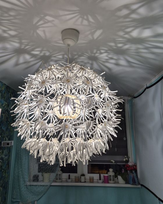 Sprzedam lampę wiszącą sufitową