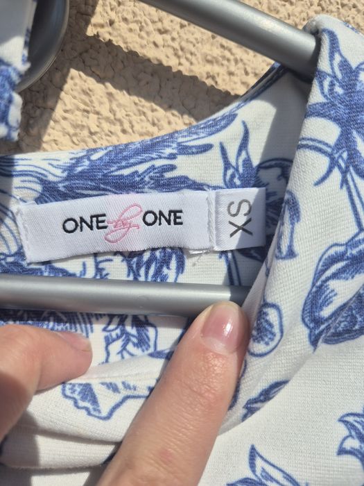 Гарне плаття від One by one