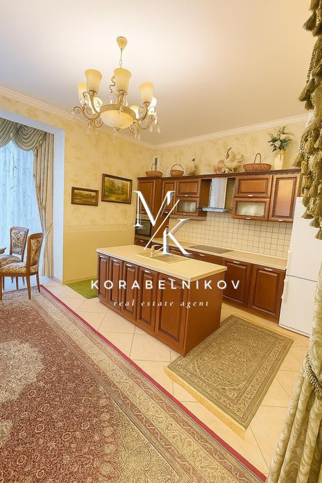 Будинок мрії у Крюківщина. 268м2, 12 соток, газ, генератор