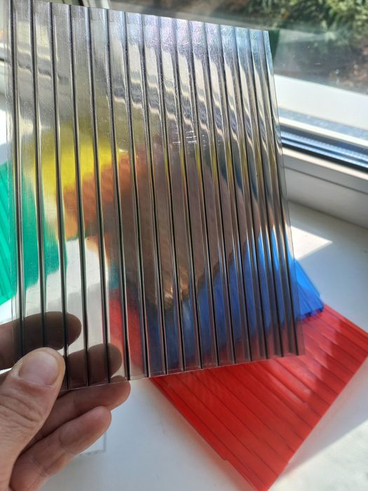 Поликарбонат cотовый в размер Монолитный поликарбонат кусками  Акрил