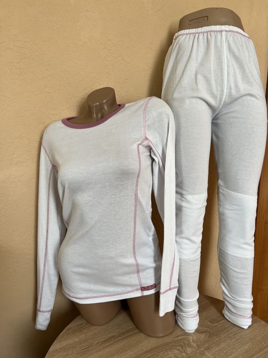 Жіночий комплект термо білизни бренду TCM