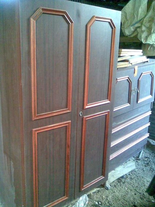 sprzedam biblioteczke PRL meble