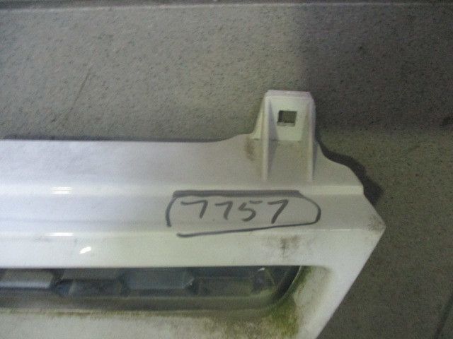 Grelha do Pára-Choques da Frente NISSAN Primera Hatchback (P10)