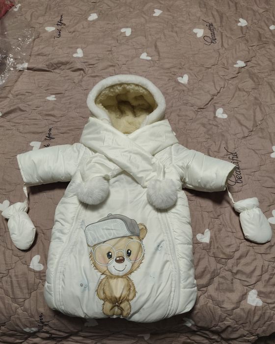 Зимовий комбінезон-конверт для новонародженого на овчині