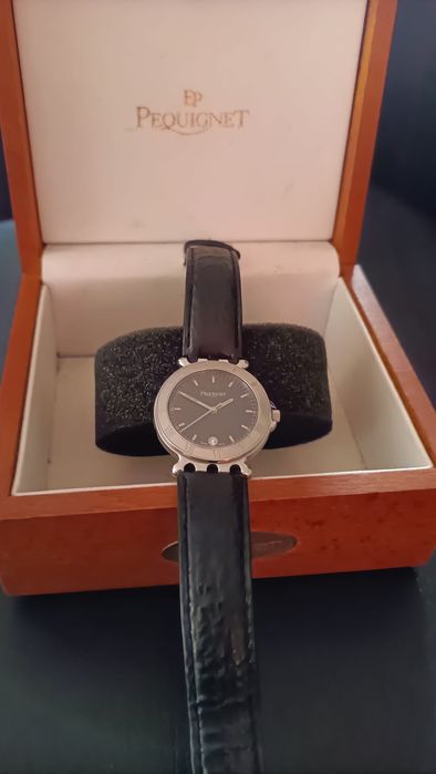 Relógio Pequignet impecável
