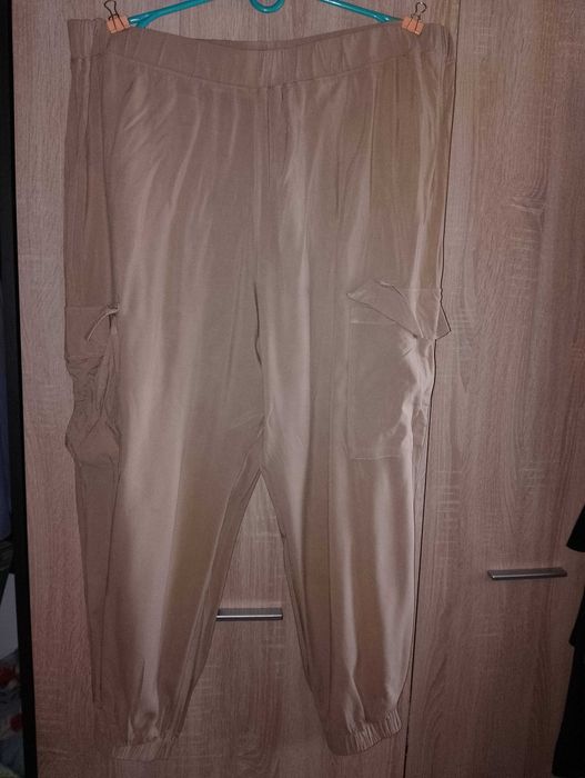 Spodnie damskie cienkie plus size r. 48 F&F