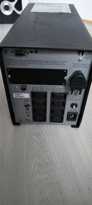 APC Smart UPS 1000
