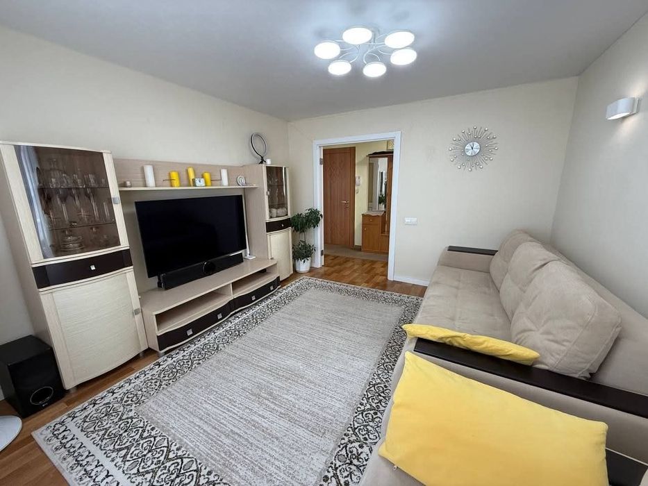 Продам 2 кімнатну квартиру з ремонтом на ж/м Придніпровськ/ Самарський район
